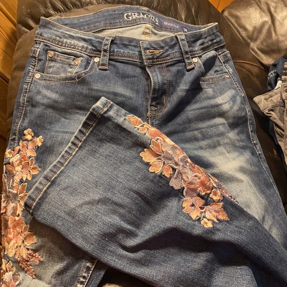 Jeans - Picture 3 of 4